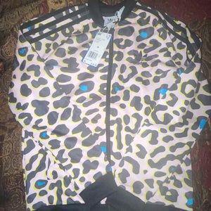 BRAND NEW ADIDAS JUNIORS MEDIUM GIRLS/WOMEN